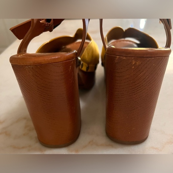 Indigo Rd. Women’s Size 6.5 Yellow Wood  Platform Ankle Strap Sandal Open Toe - Picture 4 of 5